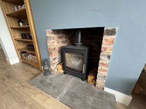 Lounge Fire- click for photo gallery